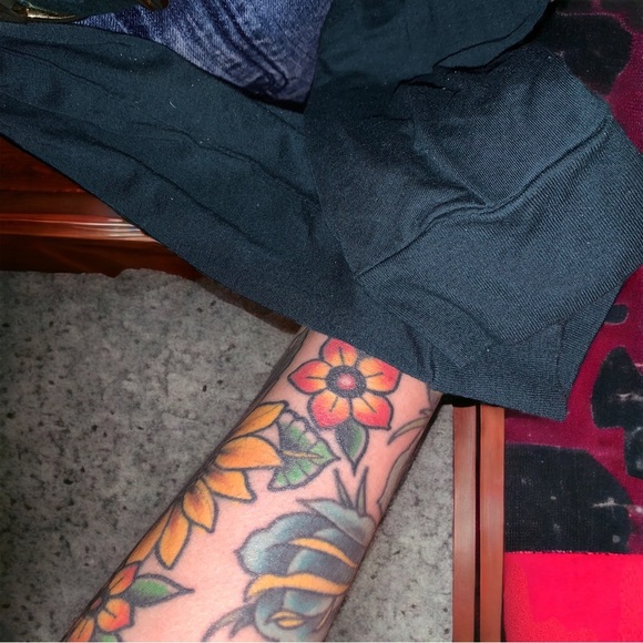 Volcom Emerald Green Forest Pine Sunset Bloom Floral Graphic Tee - Picture 16 of 16